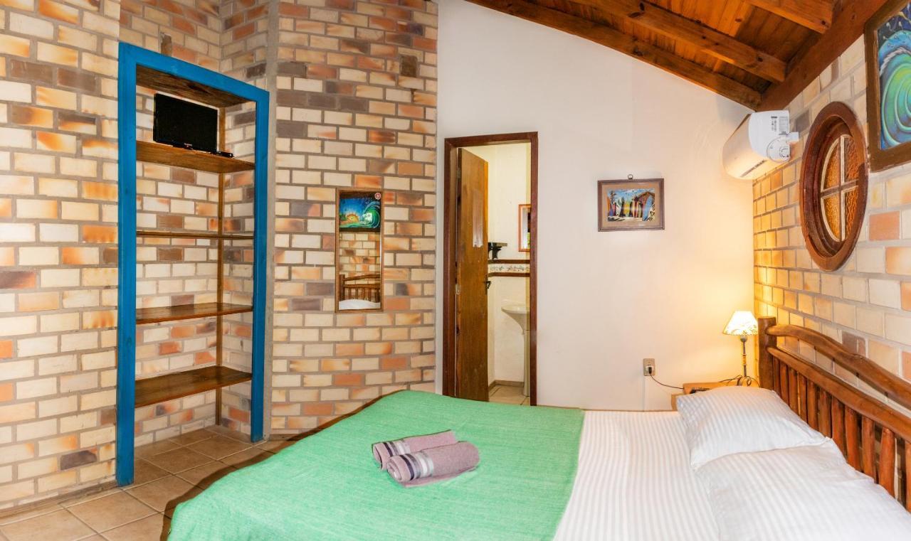 Kalua Inn *